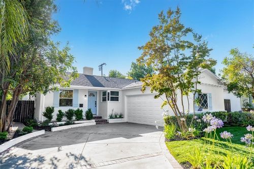 5447 Columbus Ave, Sherman Oaks, CA, 91411-3512 | Card Image
