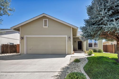 9976 Grand Falls Dr, Reno, NV, 89506-4536 | Card Image