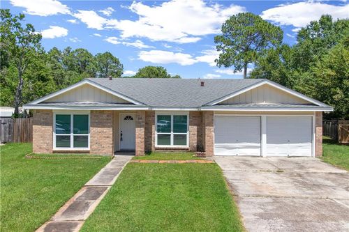 110 Charles Dr, Slidell, LA, 70460-8462 | Card Image