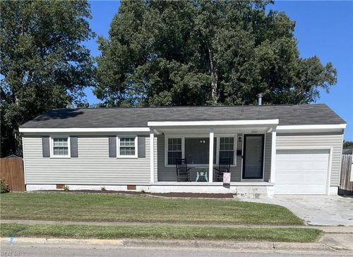 3207 Walden St, Chesapeake, VA, 23324-1737 | Card Image