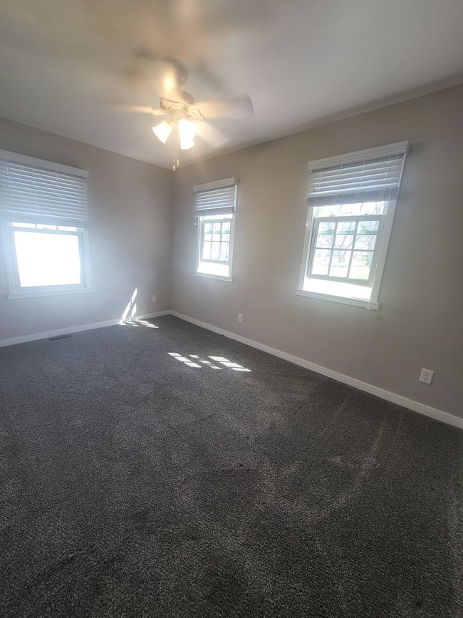 311 S Hickory St, House other with 3 bedrooms, 2 bathrooms and 2 parking in Wenona IL | Image 8