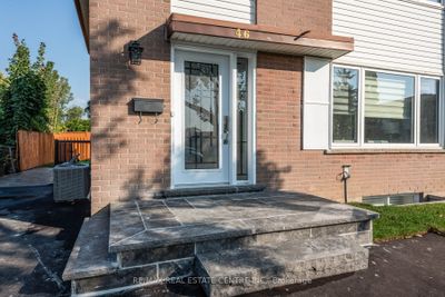 46 Wilton Dr, Home with 4 bedrooms, 3 bathrooms and 5 parking in Brampton ON | Image 2