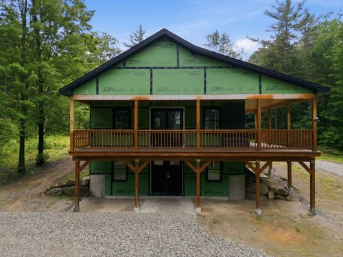 89 Hemlock Ln, Danbury, NH, 03230-4841 | Card Image