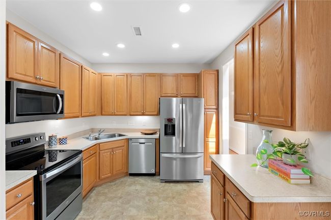 10103 Reedville Ave, Townhouse with 3 bedrooms, 3 bathrooms and null parking in Glen Allen VA | Image 8