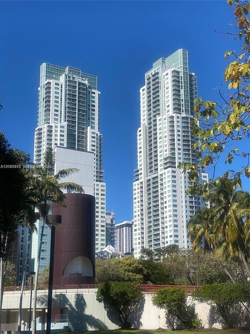 2409-244 Biscayne Blvd, Miami, FL, 33132-2333 | Card Image