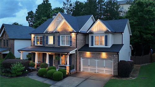 7537 Brookstone Cir, Flowery Branch, GA, 30542-7710 | Card Image
