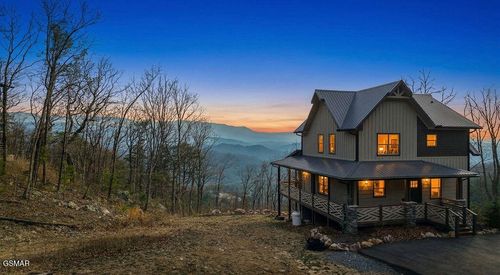 1852 Mountain Ash Way, Sevierville, TN, 37876-7101 | Card Image