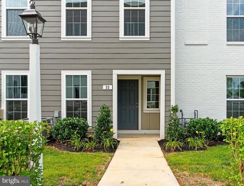 33 Shover Dr, CARLISLE, PA, 17013 | Card Image