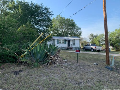 251 Karrass Rd, Kingsbury, TX, 78638-1605 | Card Image