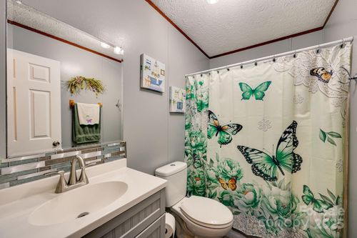 5951 Great Dv, Claremont, NC, 28610-8302 | Card Image