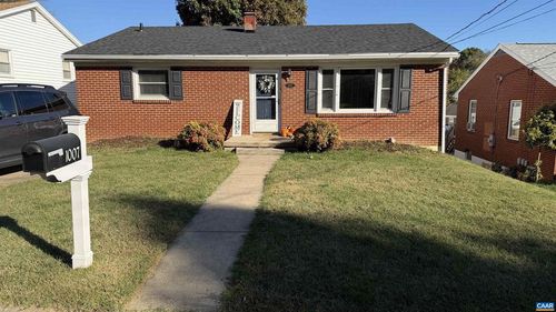 1007 Baylor St, Staunton, VA, 24401-1972 | Card Image