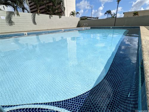 a410-46-270 Kahuhipa St, Kaneohe, HI, 96744-6088 | Card Image