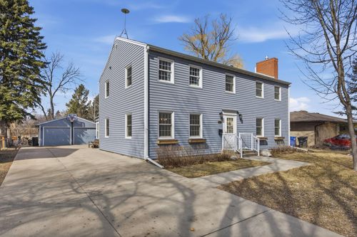 1306 Elm St N, Fargo, ND, 58102-2705 | Card Image