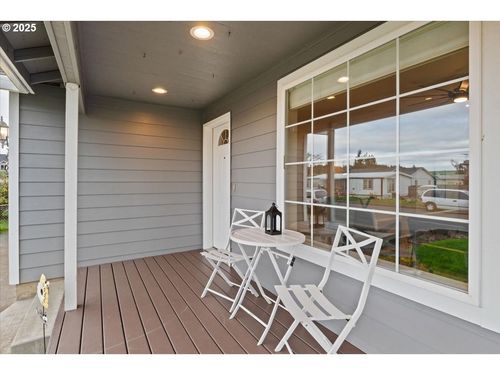 758 S Sunrise Dr, Jefferson, OR, 97352-9241 | Card Image