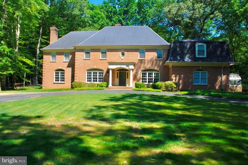 9563 Edmonston Dr, GREAT FALLS, VA, 22066-3725 | Card Image