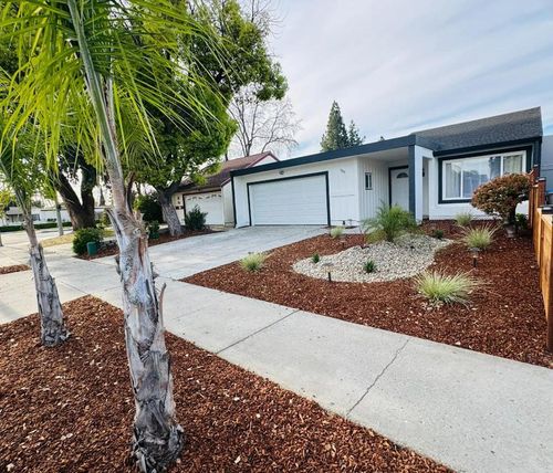 1213 Lightland Road, San Jose, CA, 95121 | Card Image