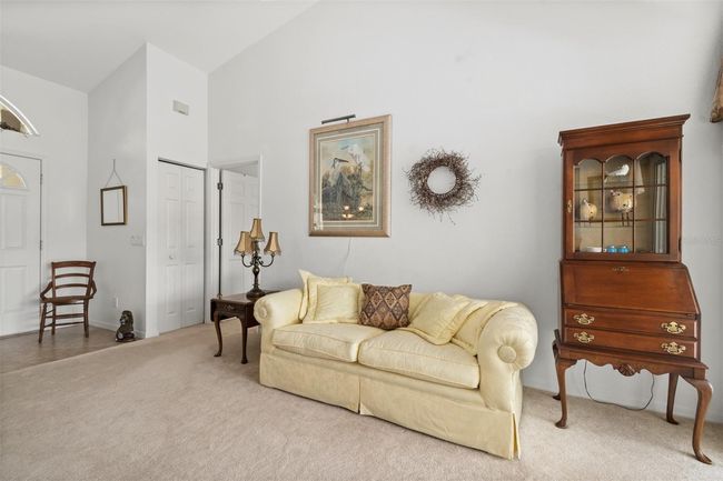 409 Bermuda Isles Circle, House other with 3 bedrooms, 3 bathrooms and null parking in VENICE FL | Image 5