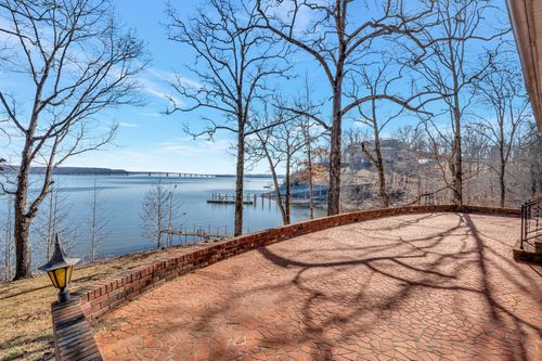 412 Keck Ln, Buchanan, TN, 38222-4229 | Card Image