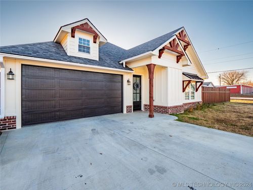 2000 N 12th, McAlester, OK, 74501 | Card Image