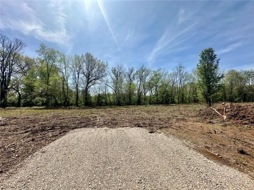 2 Potosi St, Farmington, MO, 63640-1760 | Card Image