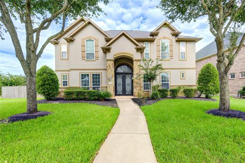5403 Dalton Ranch Ln, Sugar Land, TX, 77479-4526 | Card Image