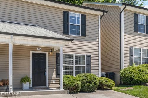 4754 Forest Landing Way, Knoxville, TN, 37918-1986 | Card Image