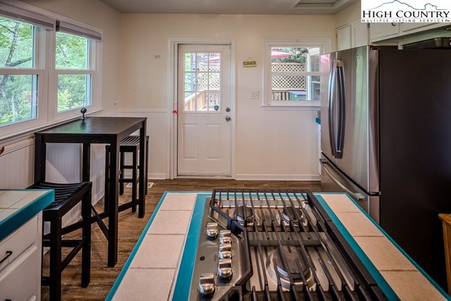 492 Skyland View Dr, House other with 3 bedrooms, 2 bathrooms and null parking in Blowing Rock NC | Image 19