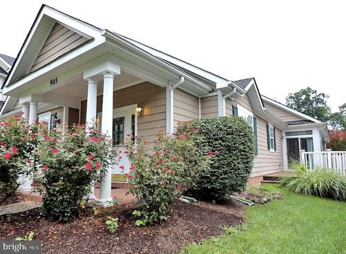 905 Hickory Cir, LA PLATA, MD, 20646-3214 | Card Image