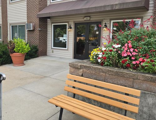 apt-203-2800 Hillsboro Ave N, New Hope, MN, 55427-2333 | Card Image