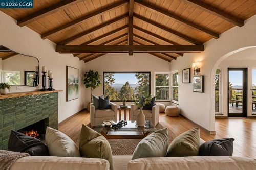 1160 Miller Ave, Berkeley, CA, 94708-1755 | Card Image