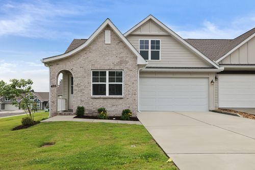 425 Multrees Pl, Smyrna, TN, 37167-5133 | Card Image