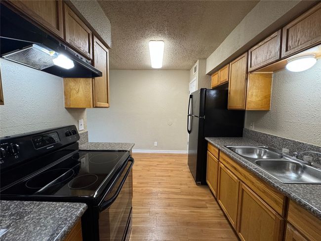 APT-101 - 4902 W Wind Trl, Home with 1 bedrooms, 2 bathrooms and 1 parking in Austin TX | Image 6