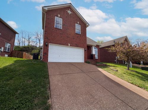 7041 Oak Brook Ter, Brentwood, TN, 37027-8829 | Card Image