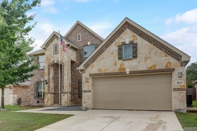 8627 Sierra Sky, House other with 4 bedrooms, 3 bathrooms and null parking in San Antonio TX | Image 1