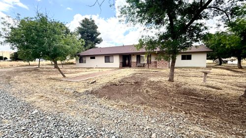 27057 Avenue 196, Strathmore, CA, 93267-9503 | Card Image