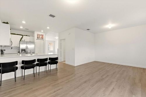 12855 Nw 24th Ave, Miami, FL, 33167-1576 | Card Image