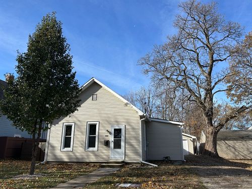 905 S Oak St, Bloomington, IL, 61701-6537 | Card Image