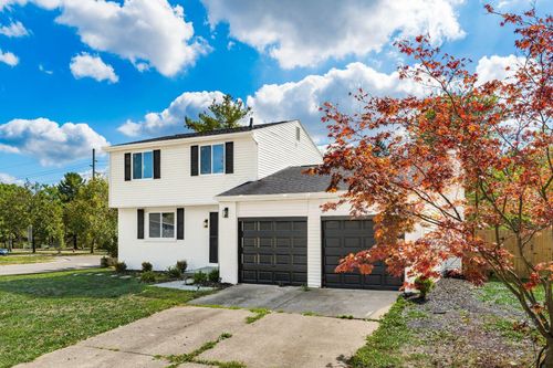 1095 Belle Meade Pl, Westerville, OH, 43081-1109 | Card Image