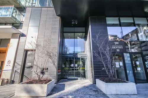 1801-28 Wellesley Street, Toronto, ON, M4Y0C4 | Card Image