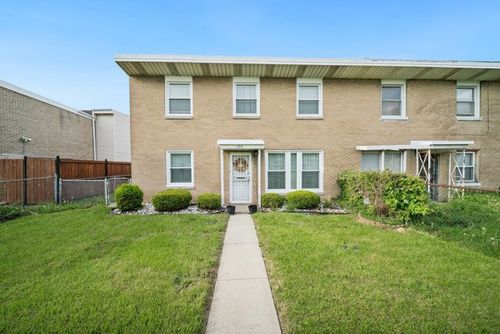 253 W 46th Street, Chicago, IL, 60609 | Card Image