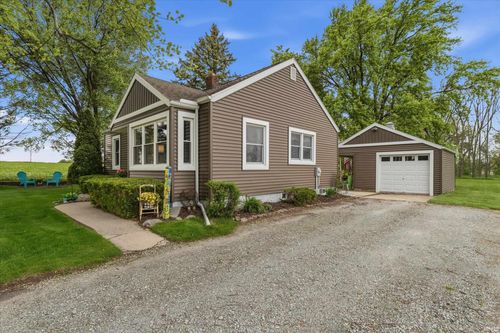 17281 Quinn Rd, Bremen, IN, 46506-9459 | Card Image