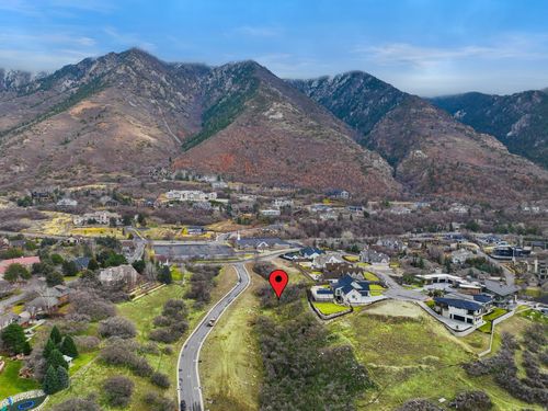 5 E Bent Hollow Ln, Sandy, UT, 84092-1207 | Card Image