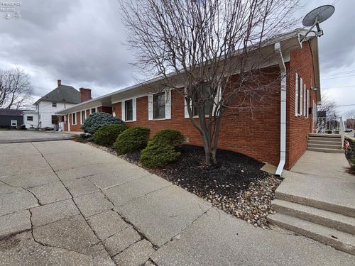 201 W Charles Street, Bucyrus, OH, 44820 | Card Image