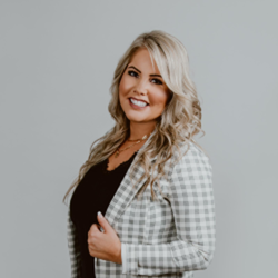 Jenna MacMillan