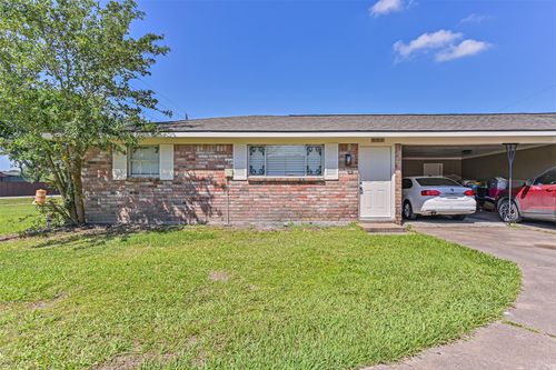 610 Verhalen Rd, Alvin, TX, 77511-5375 | Card Image