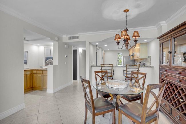 UNIT-206 - 18 Royal Palm Way, Condo with 1 bedrooms, 2 bathrooms and null parking in Boca Raton FL | Image 7