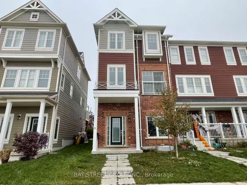 53 Shelburne Ave, Wasaga Beach, ON, L9Z0J4 | Card Image