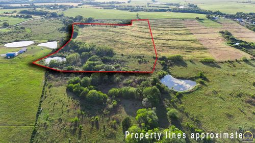 7500 Sw Davis Rd, Auburn, KS, 66402 | Card Image