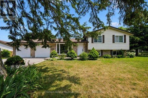 3 Meadow Cres, Guelph, ON, N1H6V1 | Card Image