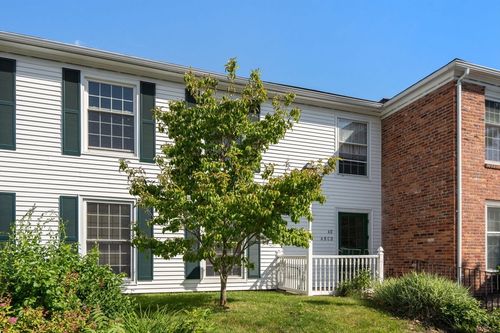 d-40 Yorktown Dr, Springfield, MA, 01108-3156 | Card Image